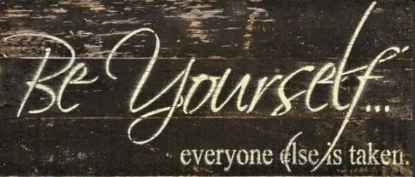 - 789-146BEYOURSELF-ES_lg